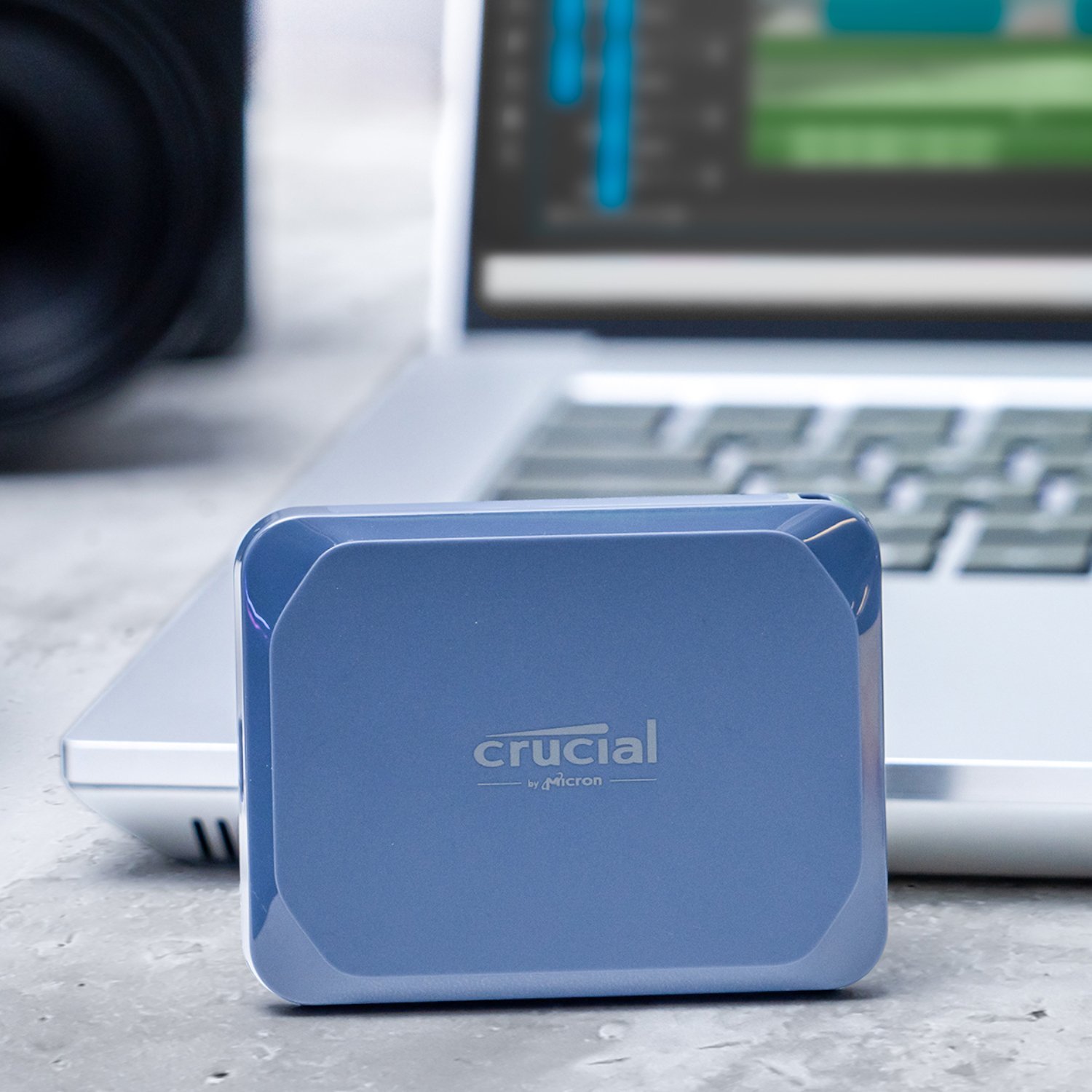 Crucial X10 4TB Type-C Portable SSD - Image 2